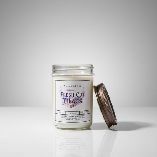 Features an antique tin lid and reusable mason jar