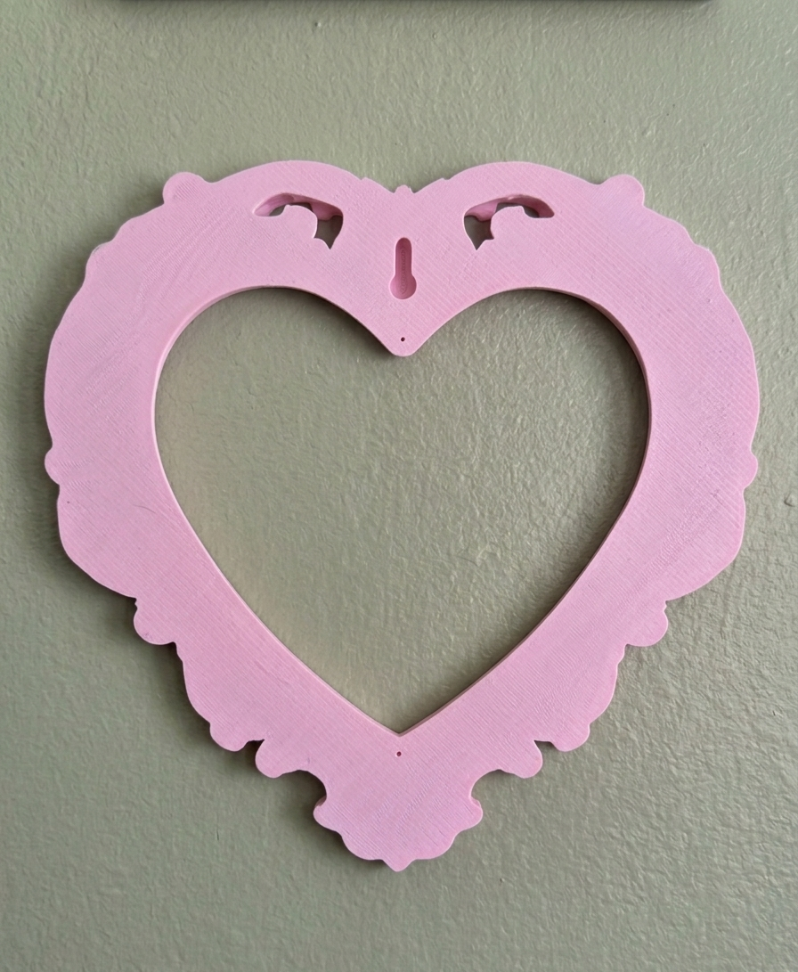 Ornate Victorian Heart Wall Accent - Weiss Workshop