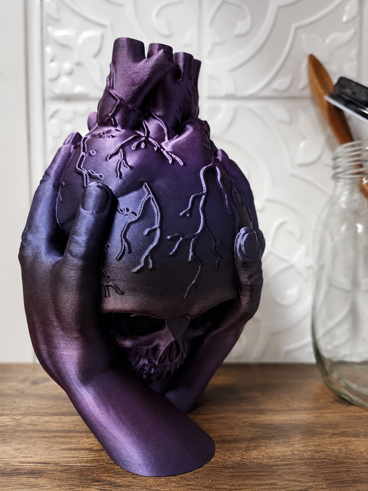 Creepy Gothic Skull Vase - Weiss Workshop 