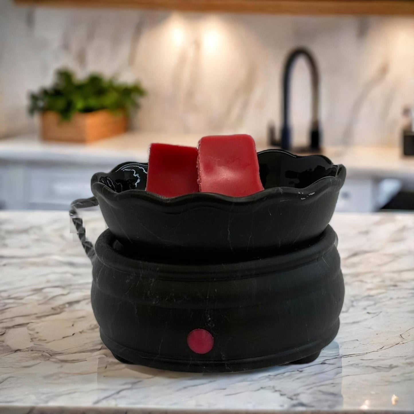 Electric Ceramic Wax Melt and Candle Warmer - Round Marble - Weiss Workshop 