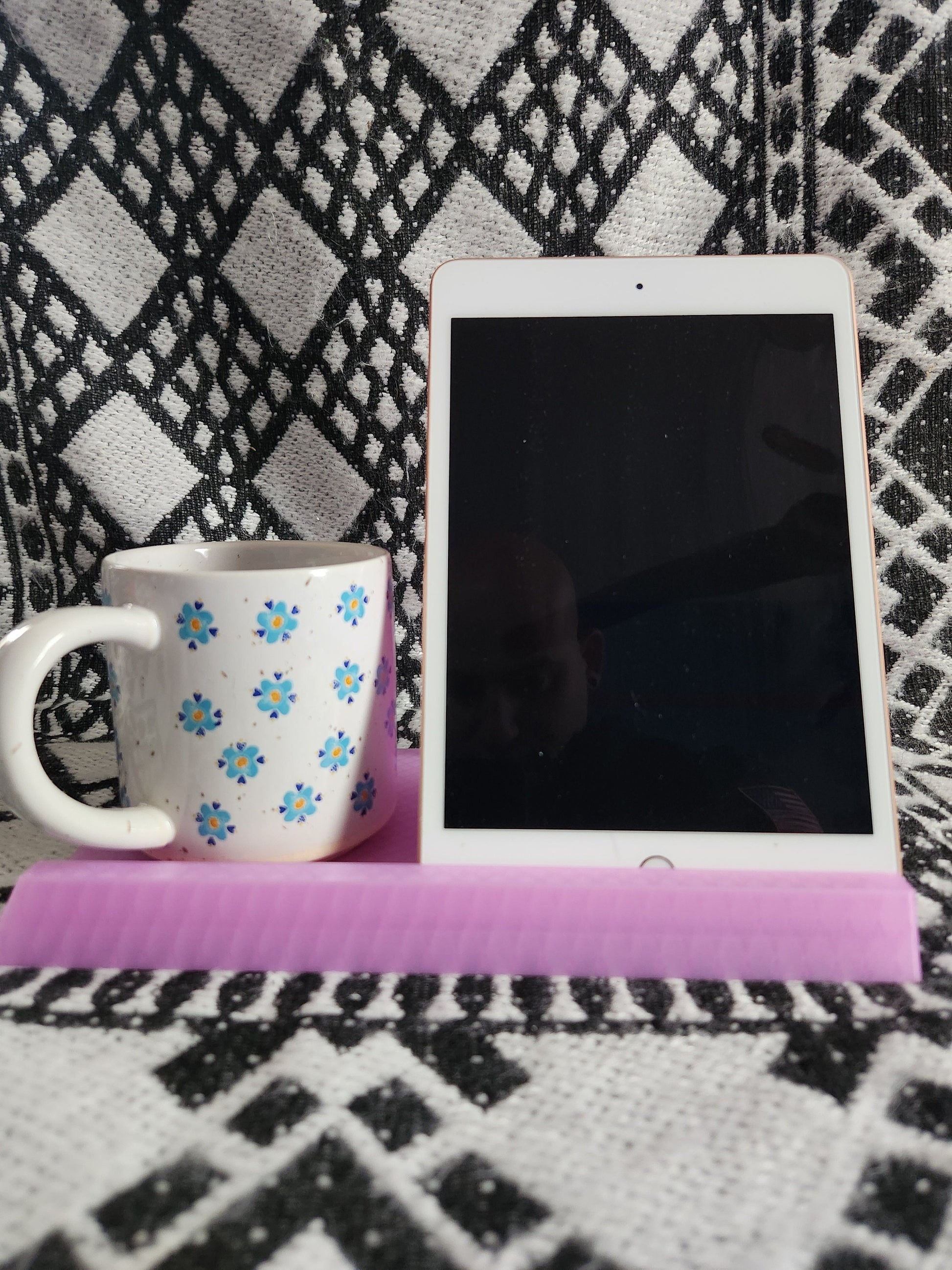 Beautiful and functional book/beverage organizer