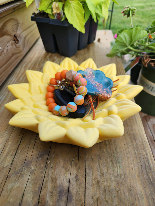 Stunning Sunflower Key Dish for Elegant and Functional Home Decor