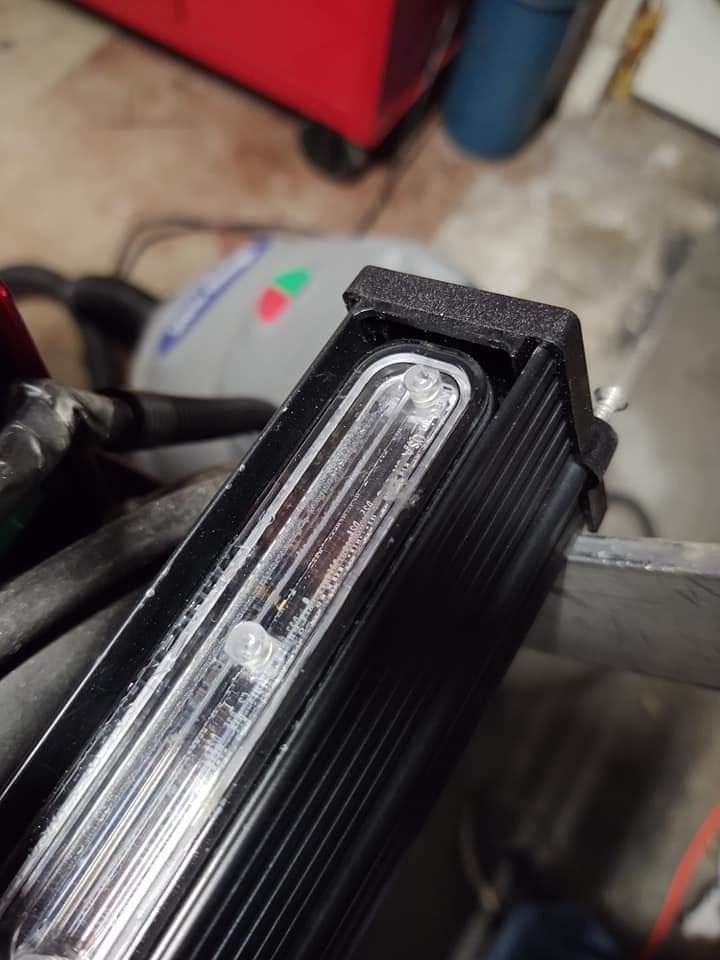 assembled light fitment using our bracket