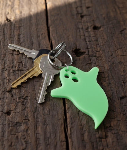 Spooky Glow in the Dark Ghost Keychain - Ideal for Backpacks, Jackets, and Key Collection