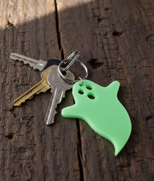 Spooky Glow in the Dark Ghost Keychain - Ideal for Backpacks, Jackets, and Key Collection