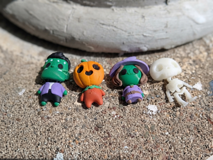 The Great Pumpkin Smash Surprise Toy